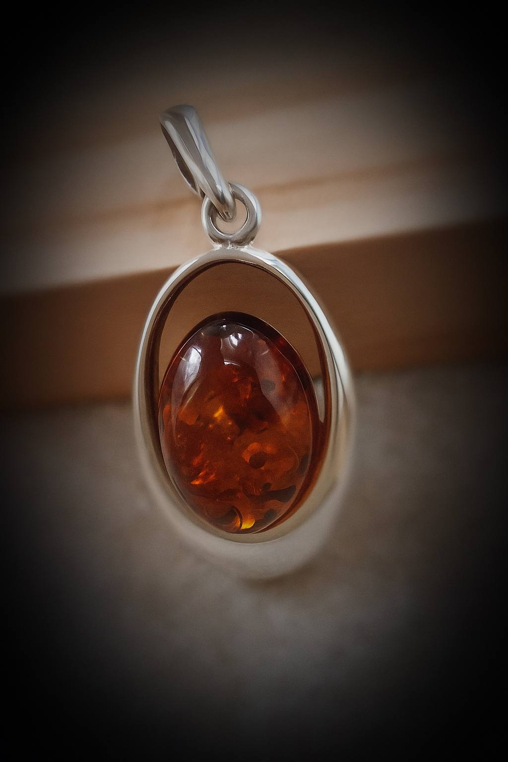 Sterling Silver Amber Oval Cabochon Pendant Necklace – 18” Trace Chain