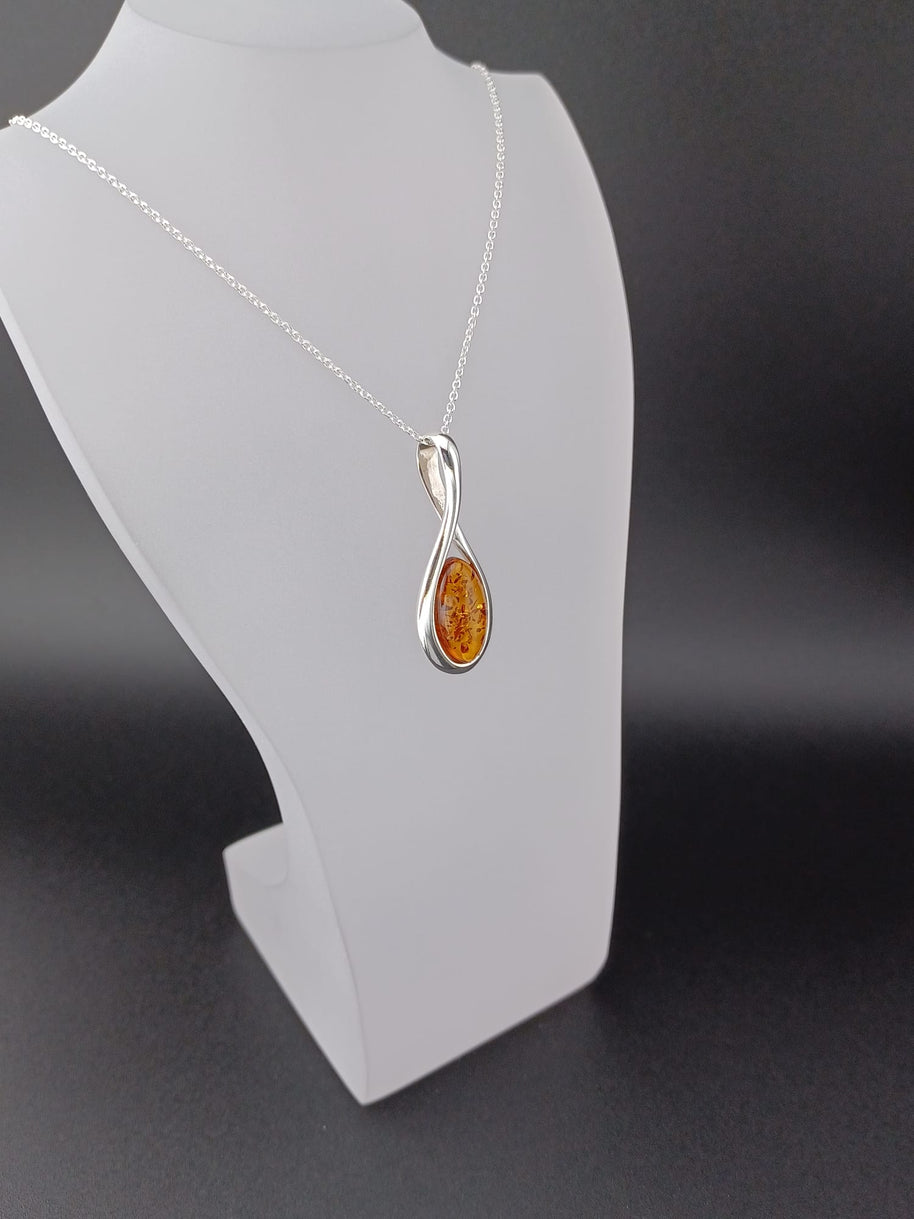 Sterling Silver Amber Twist Pendant Necklace – 18” Trace Chain