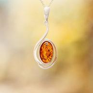 Sterling Silver Amber Wave Pendant Necklace – 18” Trace Chain
