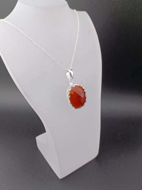 Sterling Silver Faceted Carnelian Pendant Necklace – 18” Trace Chain