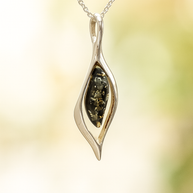 Sterling Silver Green Amber Flame Pendant Necklace – 18” Trace Chain