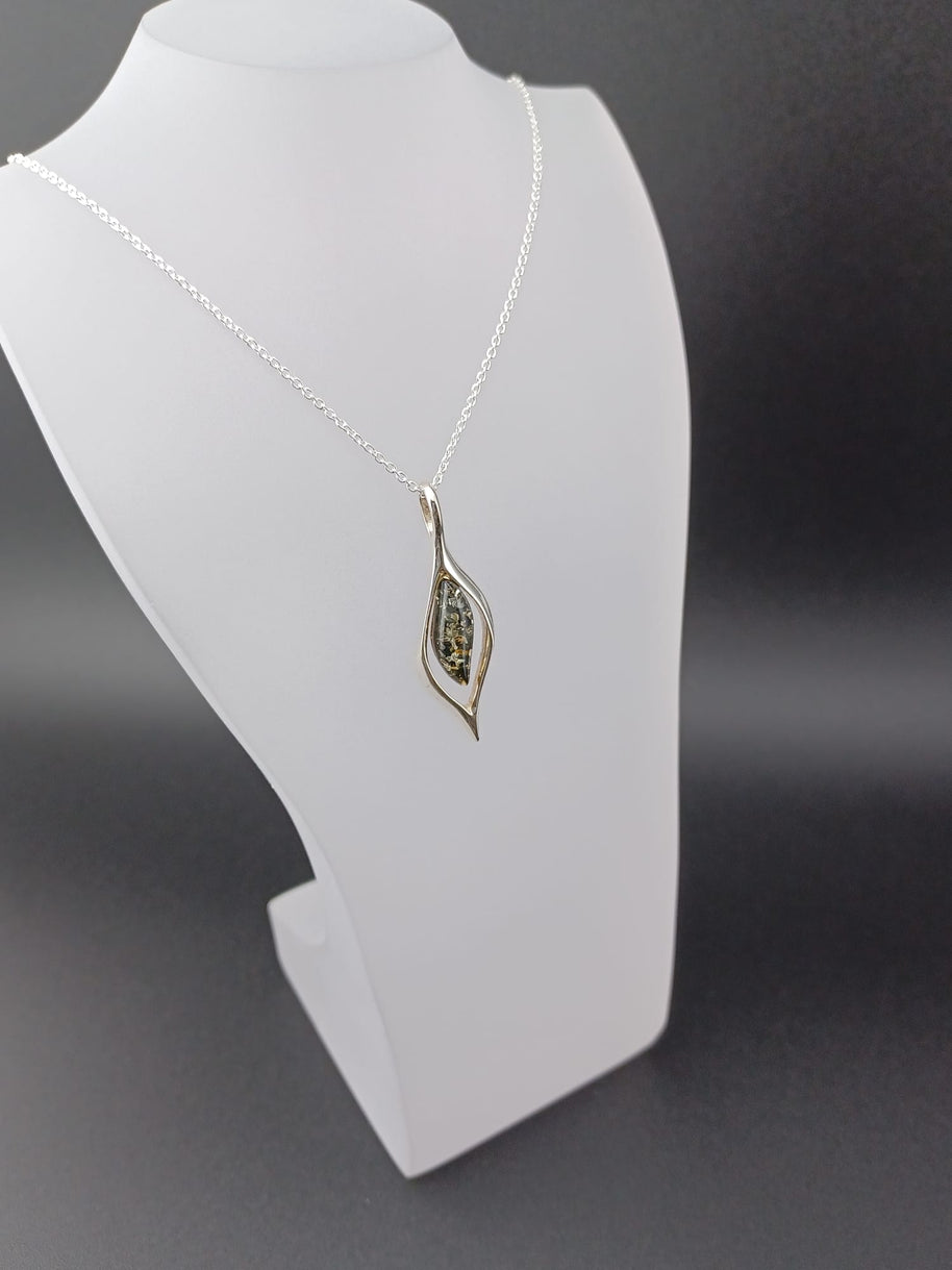 Sterling Silver Green Amber Flame Pendant Necklace – 18” Trace Chain