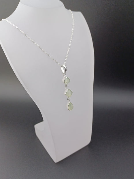 Sterling Silver Green Aventurine Dangle Pendant Necklace – 18” Trace Chain