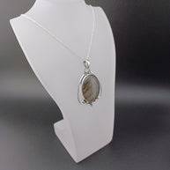 Sterling Silver Labradorite Cabochon Pendant Necklace – 18” Trace Chain