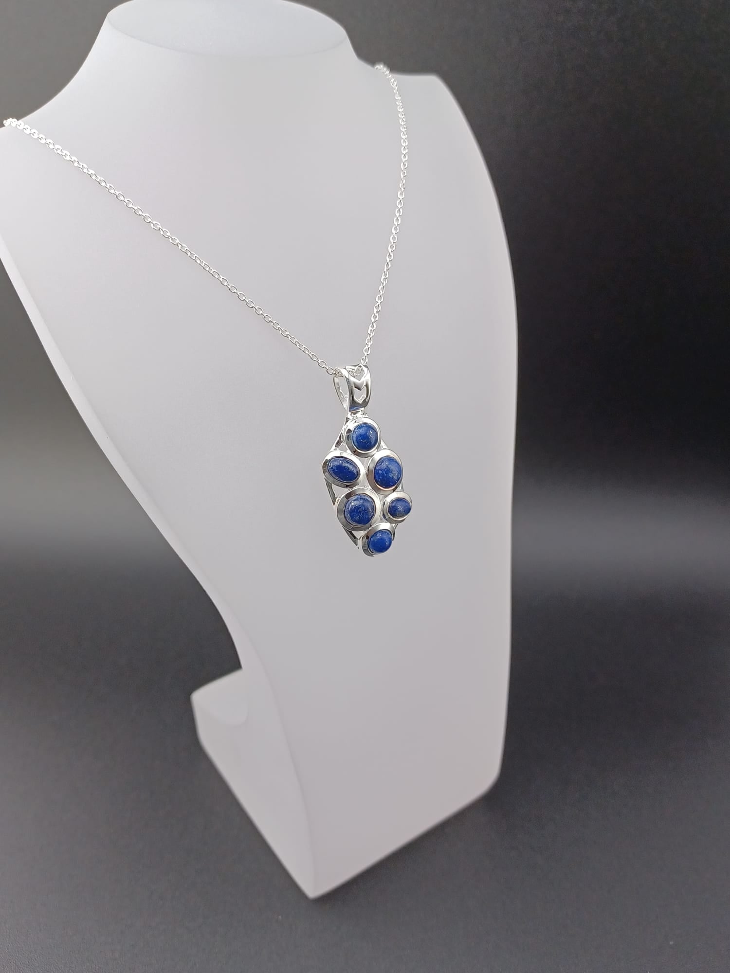 Sterling Silver Lapis Lazuli Pendant Necklace – 18” Trace Chain