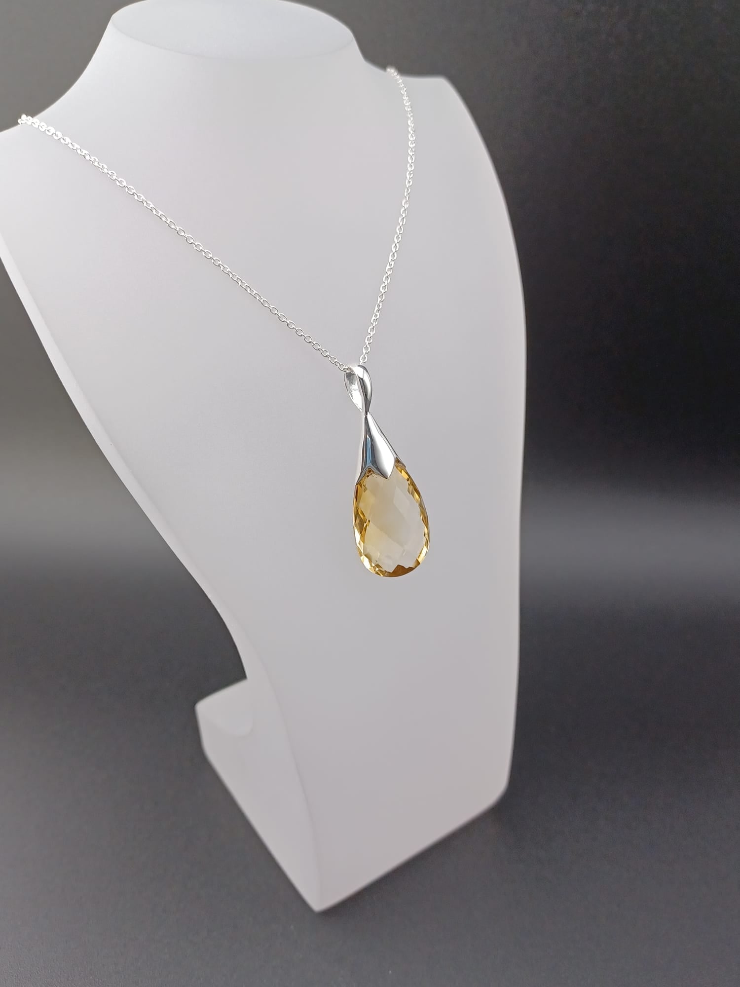 Sterling Silver Large Faceted Citrine Drop Pendant Necklace – 18” Trace Chain