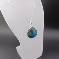 Sterling Silver Labradorite Pendant Necklace – 18” Trace Chain