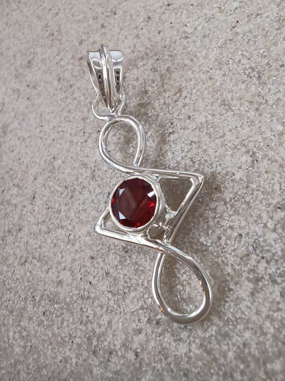 Sterling Silver Red Garnet Pendant Necklace – 18” Trace Chain