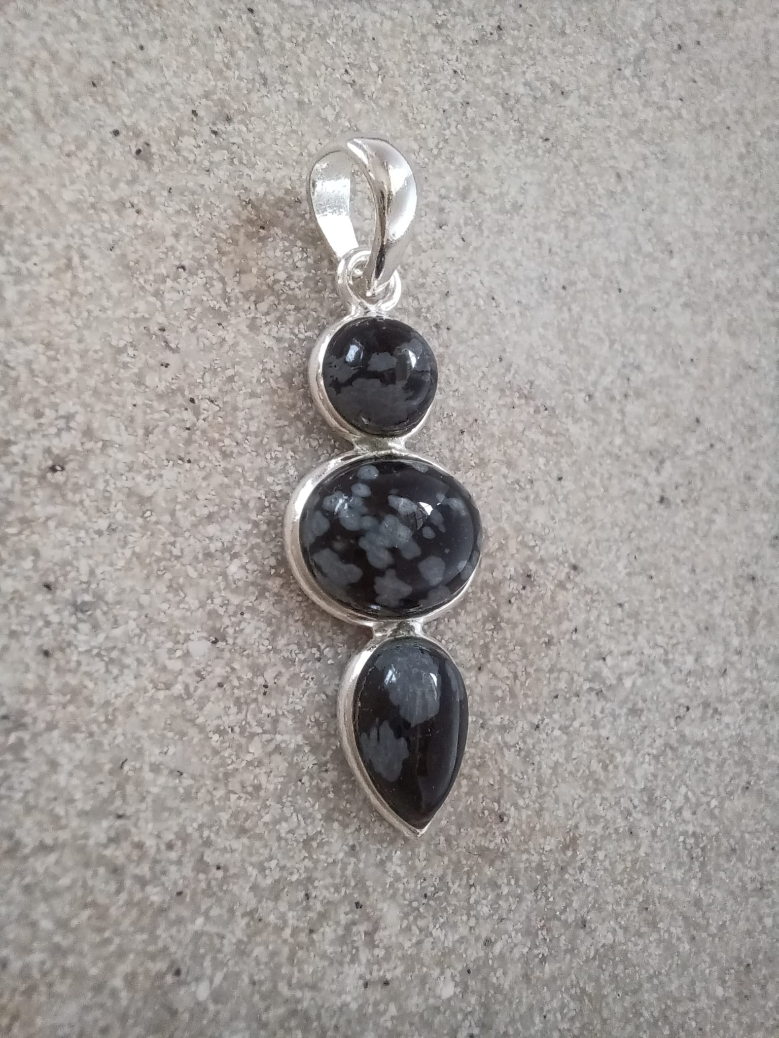 Sterling Silver Snowflake Obsidian Pendant Necklace – 18” Trace Chain